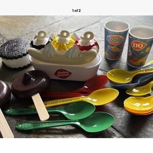 Dairy Queen play food,banana split,dilly bar ,ice cream sandwich,spoons,cups.